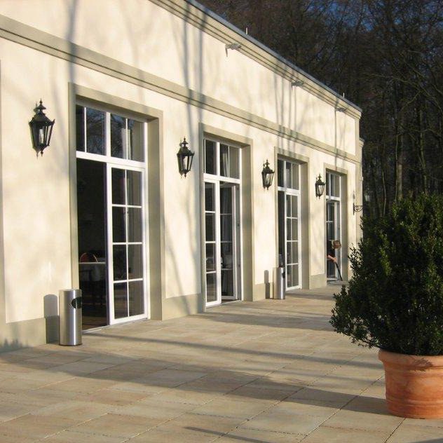 Wall lanterns along the terrace of the Park Hotel Surenburg